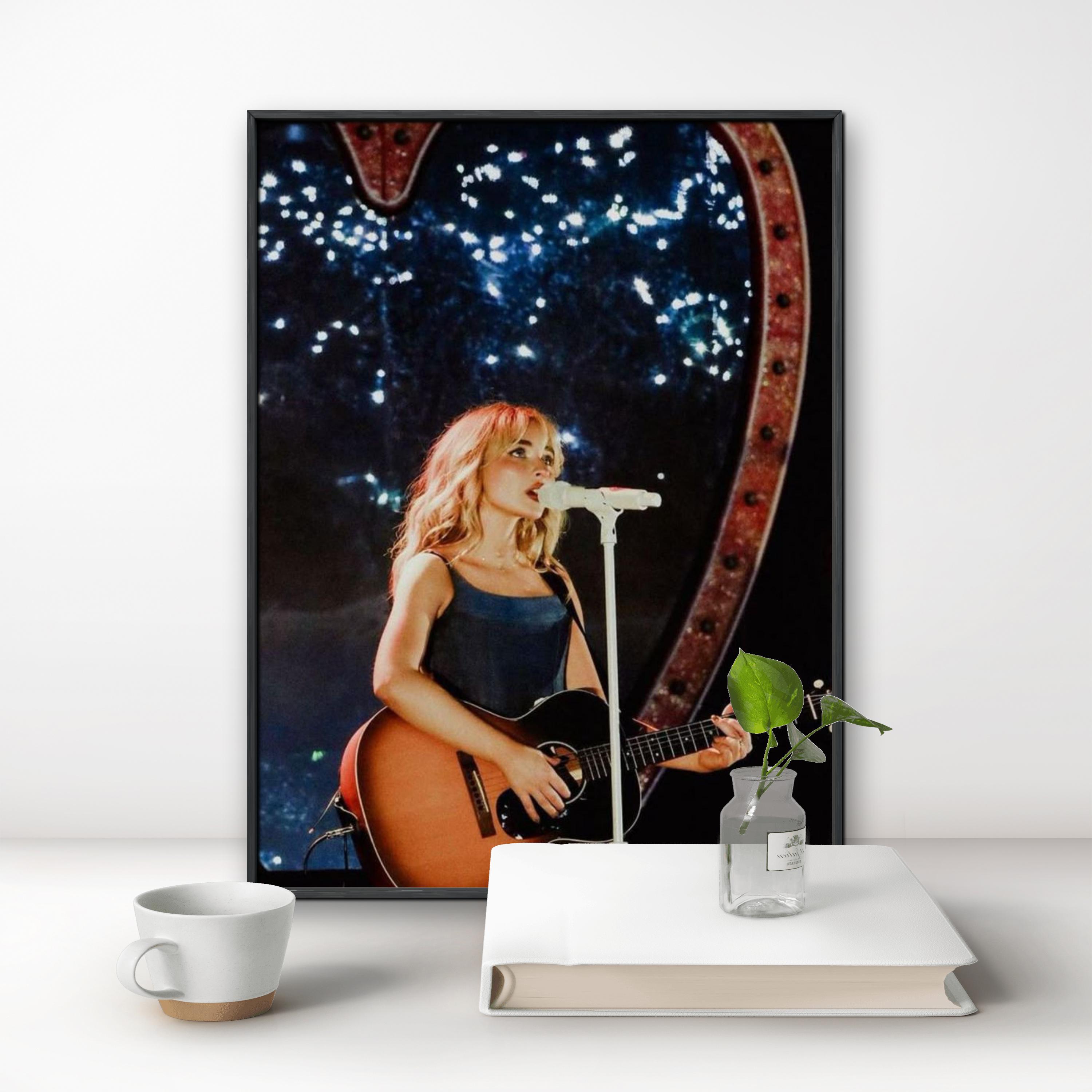 Singer S-Sabrina C-Carpenter 5 – Photography Geometry recenzja i cena