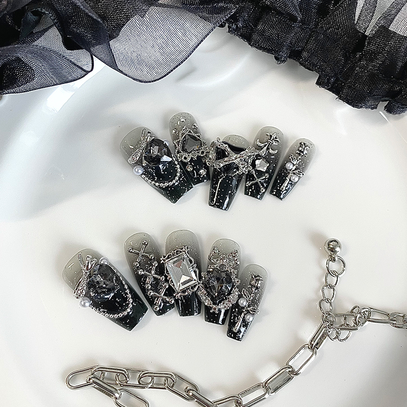 10 pieces of handmade coffin s – Photography Night recenzja i cena