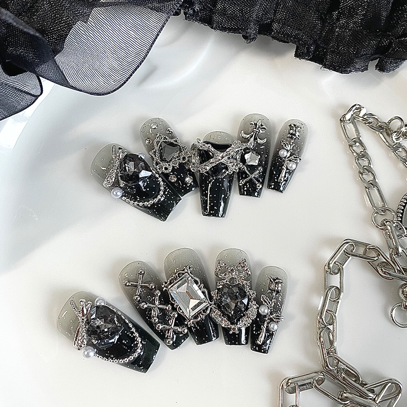 10 pieces of handmade coffin s – Photography Night recenzja i cena