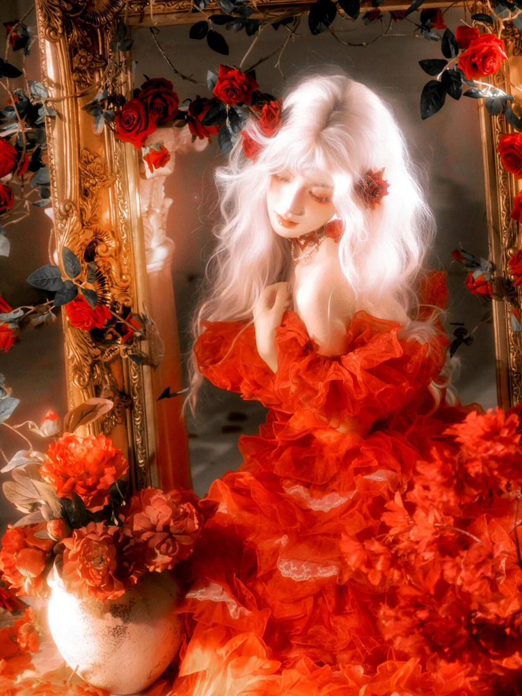 Retro Baroque Style Red Dress  – Photography Young recenzja i cena